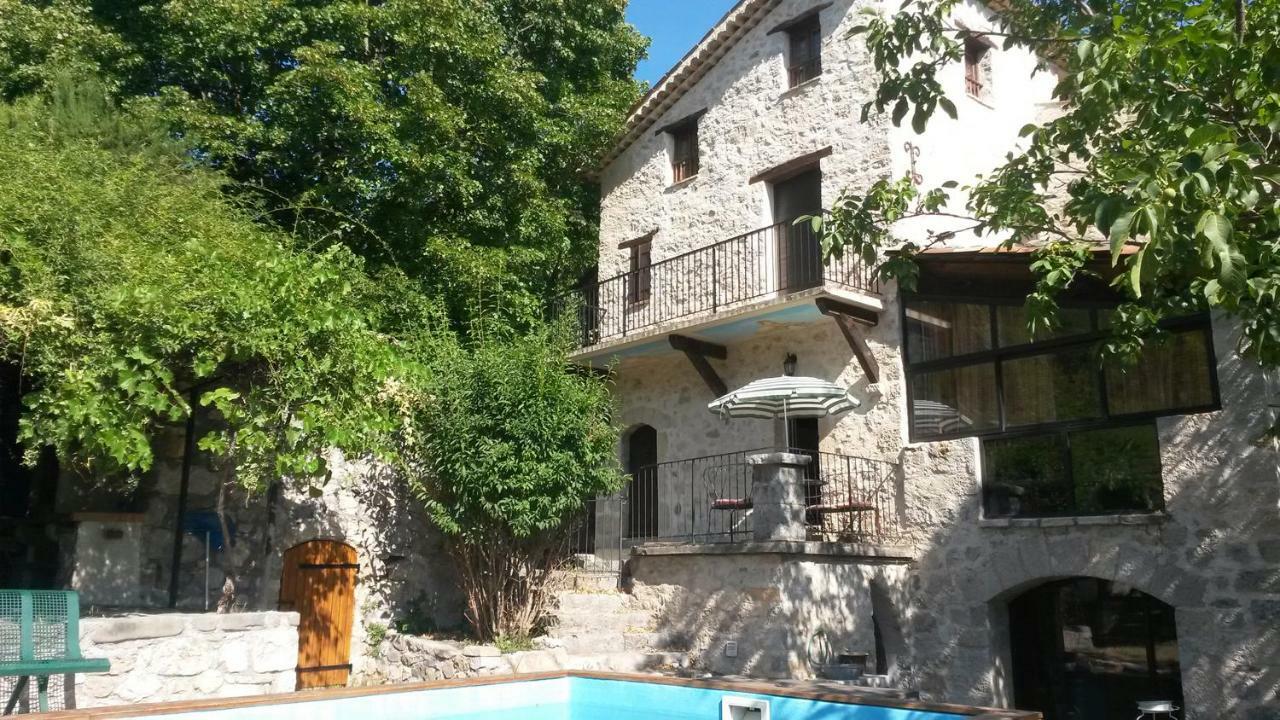 Chambres D'Hotes - La Maison De Julie Entrevaux Exterior foto
